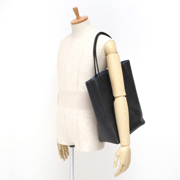  トートバッグ メンズ 縦型 a4 イタリア製 レザー 牛革 シンプル 軽量 無地 タウンユース ブラック 黒 黒色 レディース 本革 柔らかい 手提げ おしゃれ 通勤 通学 ブランド カバン アルベルトボニー(ALBERTO BONI)