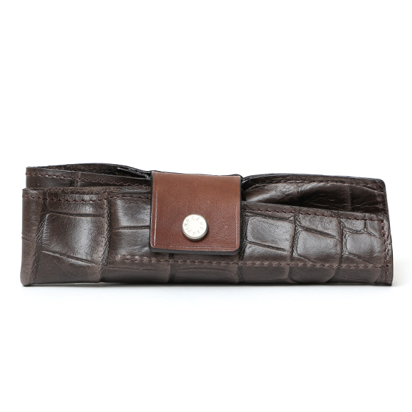 ボーデッサン(BEAU DESSIN) クロコ型押し レザー ペンケース チョコ