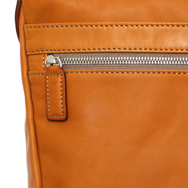 ショルダーバッグ メンズ 小さめ 本革 ブランド 日本製 レザー バッグ フルタンニン 革 軽い おしゃれ 鞄 キャメル ブラウン 茶 茶色 ボディバッグ 斜め掛け ミニショルダー ユニセックス 男女兼用 国産 BEAU DESSIN(ボーデッサン)