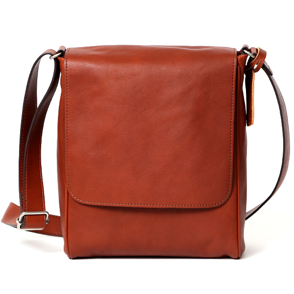 ボーデッサン(BEAU DESSIN) ピケットレザー フラップ付き ショルダーバッグ ブラウン