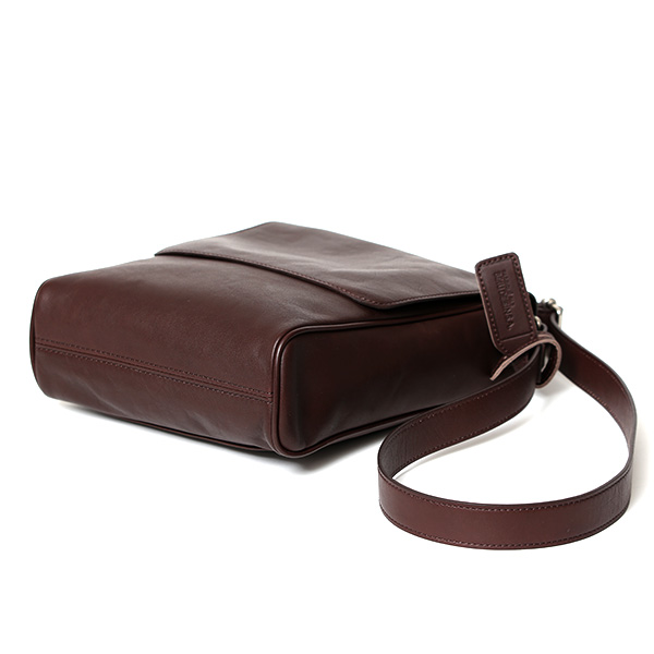 メッセンジャーバッグ 革 ショルダーバッグ レザー おしゃれ 丈夫 コンパクト 本革 メンズ 鞄 コンパクト ダークブラウン ブラウン 茶 茶色 フラップ付き 斜め掛け かばん ギフト ブランド 高級 日本製 ボーデッサン(BEAU DESSIN) PK2943
