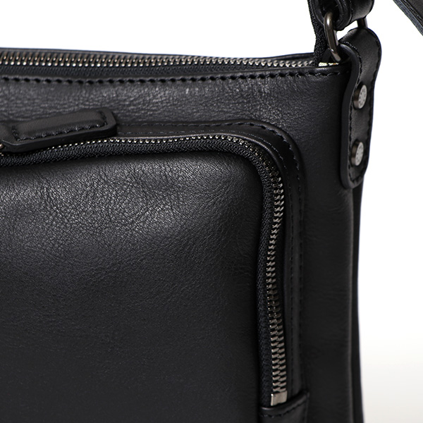 ショルダーバッグ 革 メンズ レザー 斜め掛け メッセンジャーバッグ 薄マチ レディース サコッシュ 鞄 ブラック 黒 黒色 プレゼント 男性 丈夫 軽い 30代 40代 50代 普段使い 送料無料 ボーデッサン(BEAU DESSIN) PK2945