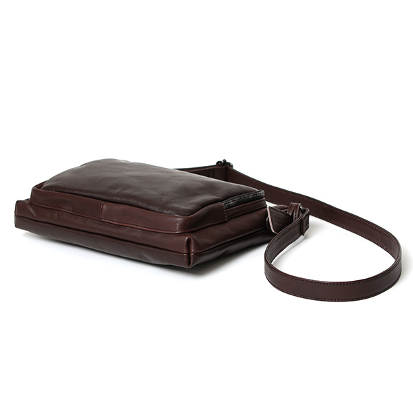  ショルダーバッグ 革 メンズ レザー 斜め掛け メッセンジャーバッグ 薄マチ レディース サコッシュ 鞄 ダークブラウン ブラウン 茶 茶色 プレゼント 男性 丈夫 軽い 30代 40代 50代 普段使い 送料無料 ボーデッサン(BEAU DESSIN) PK2945