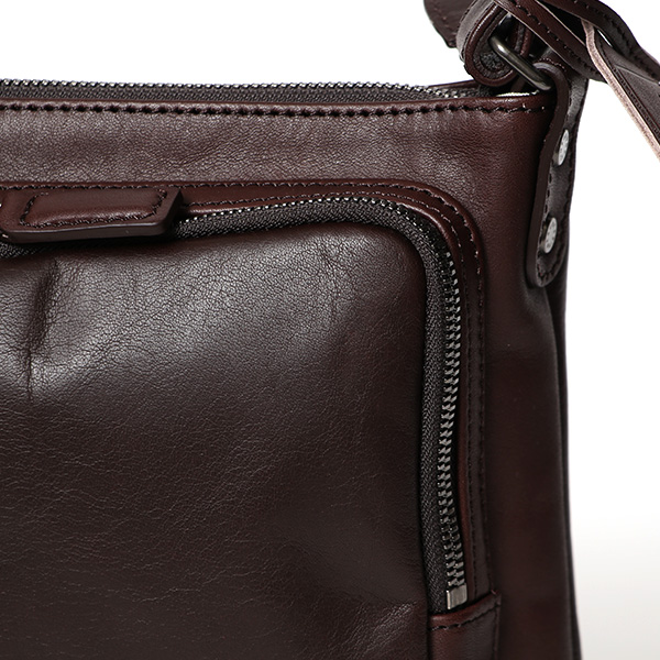  ショルダーバッグ 革 メンズ レザー 斜め掛け メッセンジャーバッグ 薄マチ レディース サコッシュ 鞄 ダークブラウン ブラウン 茶 茶色 プレゼント 男性 丈夫 軽い 30代 40代 50代 普段使い 送料無料 ボーデッサン(BEAU DESSIN) PK2945