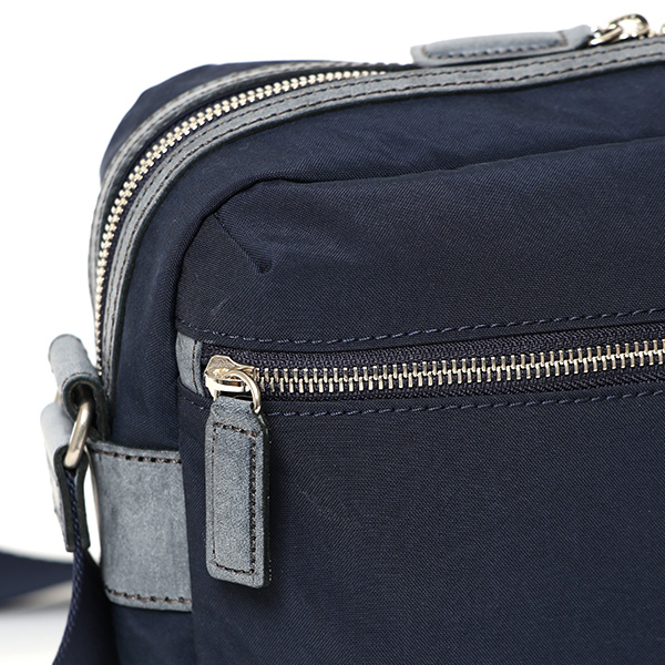 ショルダーバッグ ナイロン 軽い メンズ 大容量 A5 おしゃれ 日本製 シンプル コンパクト カジュアル ブルー ネイビー 青色 斜めがけ ボディバッグ レザー 国産 男性 女性 ギフト ブランド ボーデッサン(BEAU DESSIN) ZC1827