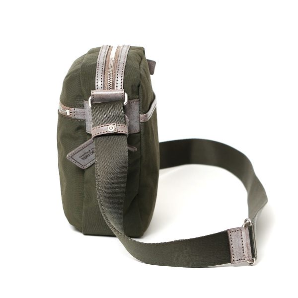 ミニショルダー バッグ 縦型 レディース メンズ ナイロン サコッシュ 軽量 斜め掛け バッグ 小さめ 革 鞄 グリーン 緑色 ショルダーバッグ 男女兼用 スマホポーチ ギフト ブランド 日本製 ボーデッサン(BEAU DESSIN) ZC2929