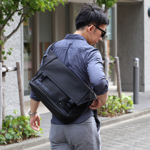 メッセンジャーバッグ 1680D バリスティック ナイロン 自転車 サイクリング サイクリスト ローディー ブラック 黒 黒色 メンズ レディース ショルダーバッグ 日本製 ブランド 肩掛け 斜めがけ 鞄 防水 ベルーフバゲージ(beruf baggage)