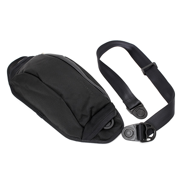 ボディバッグ 1680D バリスティックナイロン 自転車 サイクリング サイクリスト ローディー ブラック 黒 黒色 レディース ミニ ショルダー バッグ ブランド メンズ 日本製 ウエストポーチ ベルーフバゲージ(beruf baggage)
