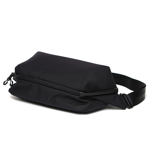 ショルダーバッグ ボディバッグ メンズ レディース ブランド 小ぶり 軽量 大容量 機能的 日本製 ブラック 黒 黒色 ウエストバッグ エアー バリスティックナイロン かっこいい おしゃれ ベルーフバゲージ(beruf baggage)