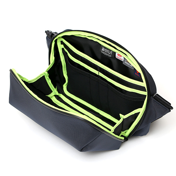 ショルダーバッグ ボディバッグ メンズ レディース ブランド 小ぶり 軽量 大容量 機能的 日本製 ブルー ネイビー 青色 ウエストバッグ エアー バリスティックナイロン かっこいい おしゃれ ベルーフバゲージ(beruf baggage)