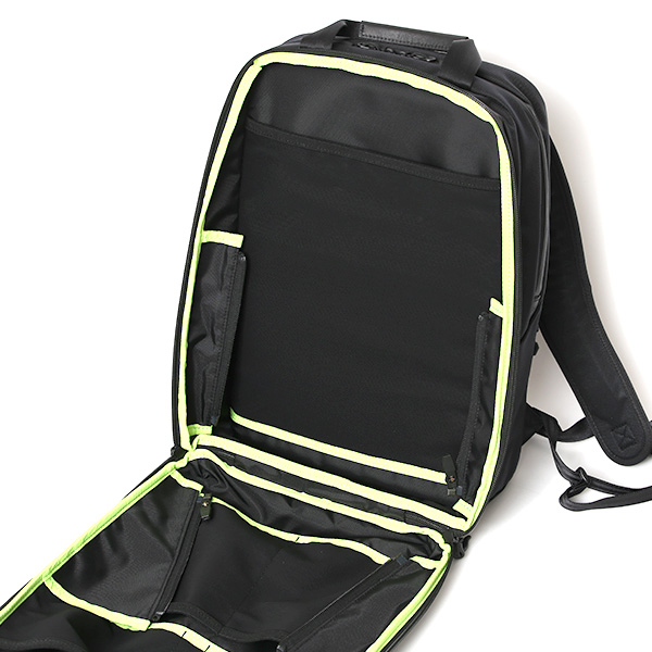 beruf baggage ビジネスリュック メンズ 本革 防水レザー 日本製 バックパック ブラック 黒 黒色 15インチ 15.6インチ ノートPC 収納可能 2気室 エアーバリスティックナイロン スーツ オフィスカジュアル 自転車 通勤 雨 ベルーフバゲージ brf-GR26-WPL