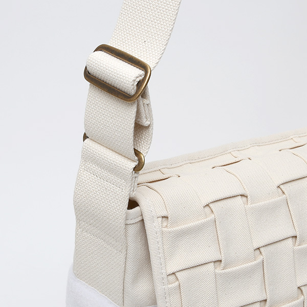 ショルダーバッグ メッセンジャーバッグ ホワイト 白色 メンズ レディース 日本製 L SHOULDER NEST CARRYNEST(キャリーネスト)