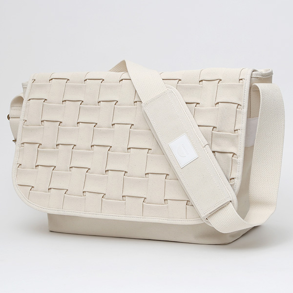 ショルダーバッグ メッセンジャーバッグ ホワイト 白色 メンズ レディース 日本製 L SHOULDER NEST CARRYNEST(キャリーネスト)