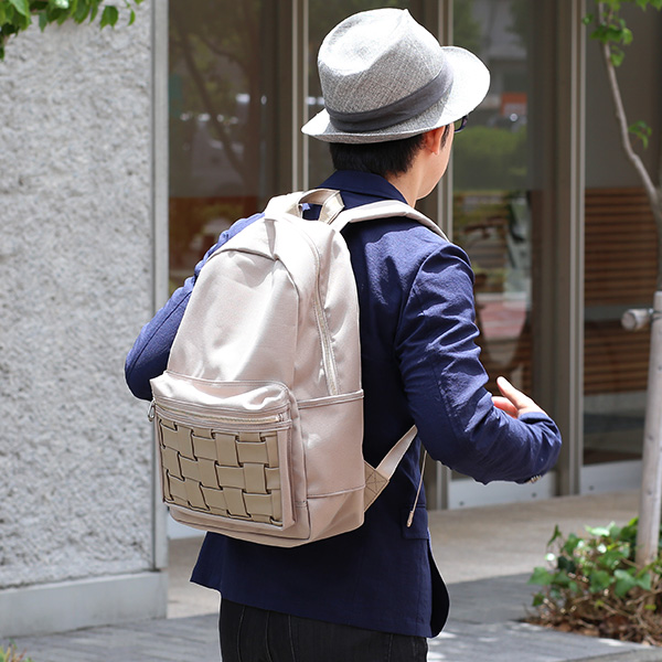  リュックサック 本革 バックパック メンズ レディース レザー 鞄 ベージュ 肌色 日本製 ブランド おしゃれ カバン かわいい 大人 高級 通学 シンプル 上品 国産 デイパック O BACK NEST CARRYNEST(キャリーネスト)