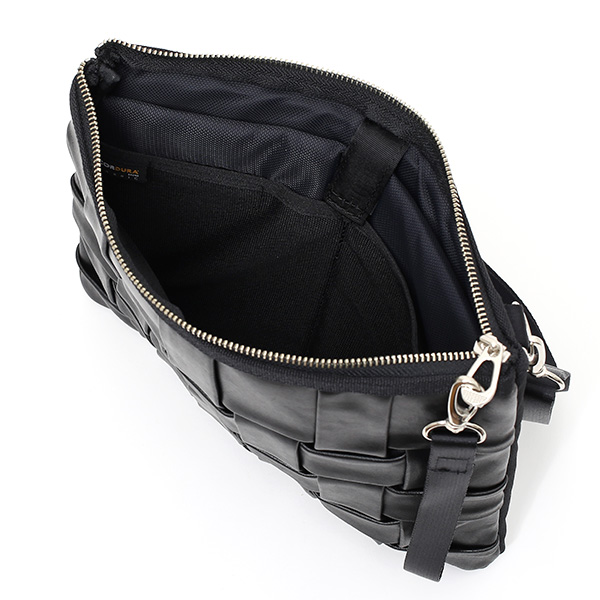 サコッシュ メンズ レディース クラッチバッグ 日本製 ブランド レザー 本革 軽量 ブラック 黒 黒色 ショルダーバッグ おしゃれ かわいい 大人 女子 セカンドバッグ キレイめ TABLET NEST CARRYNEST(キャリーネスト)