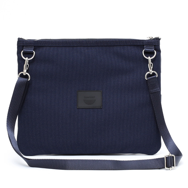 サコッシュ メンズ レディース クラッチバッグ 日本製 ブランド レザー 本革 軽量 ブルー ネイビー 青色 ショルダーバッグ おしゃれ かわいい 大人 女子 セカンドバッグ キレイめ TABLET NEST CARRYNEST(キャリーネスト)