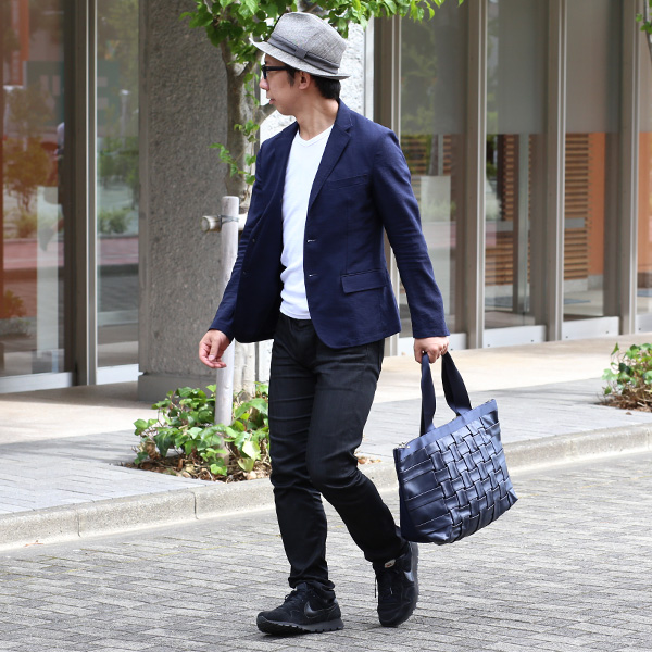  トートバッグ メンズ 本革 レザー レディース 日本製 ブランド ブルー ネイビー 青色 ファスナー付き カバン ナイロン キャンバス A4 おしゃれ かわいい 大人 女子 高級 軽量 軽い ジム 鞄 大きめ M TOTE NEST CARRYNEST(キャリーネスト)