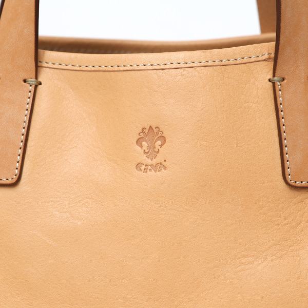 CI-VA(チーバ) イタリア製 トスカーナ産フルタンニン鞣し牛革 レザー ミニ トートバッグ メンズ レディース ハンドバッグ ブランド ベージュ 肌色 本革 牛革 小さい シンプル カジュアル 男性 女性 ユニセックス 2281VOLANATO