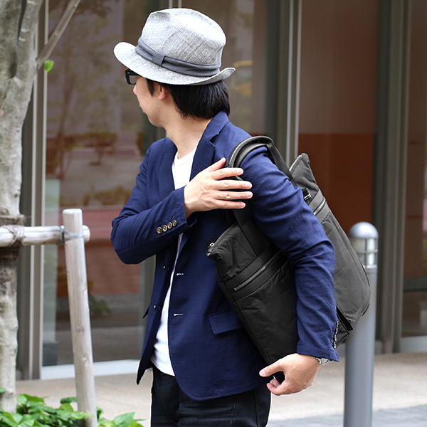  ヘルメットバッグ メンズ トートバッグ レディース 本革 レザー ブラック 黒 黒色 A4 日本製 ブランド ビジネスバッグ カバン 鞄 シンプル バッグ おしゃれ 高級 大人 仕事 ビジネス 軽量 通勤 通学 ボーデッサン デリィーヴ(derive)