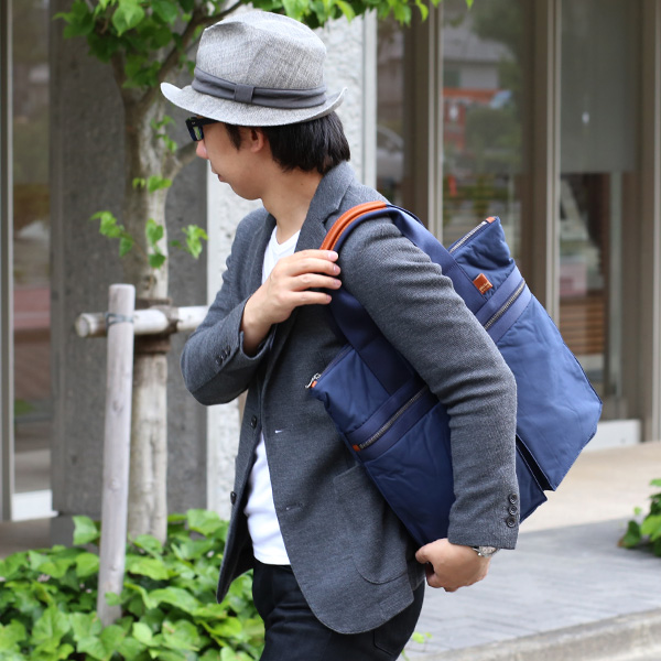  ヘルメットバッグ メンズ トートバッグ レディース 本革 レザー ブルー ネイビー 青色 A4 日本製 ブランド ビジネスバッグ カバン 鞄 シンプル バッグ おしゃれ 高級 大人 仕事 ビジネス 軽量 通勤 通学 ボーデッサン デリィーヴ(derive)