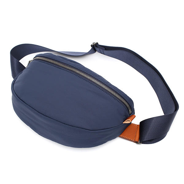 ボディバッグ メンズ ミニ ショルダーバッグ レディース 肩掛け 斜めがけ かばん ブルー ネイビー 青色 日本製 ブランド カバン 鞄 シンプル おしゃれ 高級 大人 軽い 小ぶり 小さめ お出かけ ボディーバッグ ボーデッサン デリィーヴ(derive)