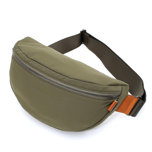 デリィーヴ(derive) ボディバッグ カーキ