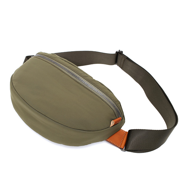 ボディバッグ メンズ ミニ ショルダーバッグ レディース 肩掛け 斜めがけ かばん グリーン 緑色 日本製 ブランド カバン 鞄 シンプル おしゃれ 高級 大人 軽い 小ぶり 小さめ お出かけ ボディーバッグ ボーデッサン デリィーヴ(derive)