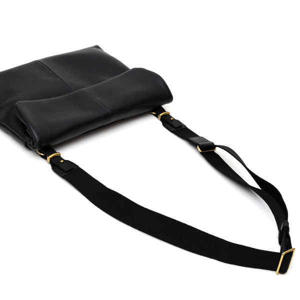  クラッチバッグ メンズ レザー 本革 日本 ブランド ブラック 黒 黒色 レディース セカンドバッグ 大容量 鞄 大きい カバン 手持ち 小さい ミニ おしゃれ 大人 キレイめ fetia(フェティア) ライロアシリーズ(Rairoa Series)