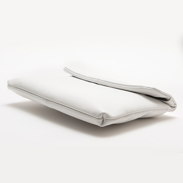  クラッチバッグ メンズ レザー 本革 日本 ブランド ホワイト 白色 レディース セカンドバッグ 大容量 鞄 大きい カバン 手持ち 小さい ミニ おしゃれ 大人 キレイめ fetia(フェティア) ライロアシリーズ(Rairoa Series)