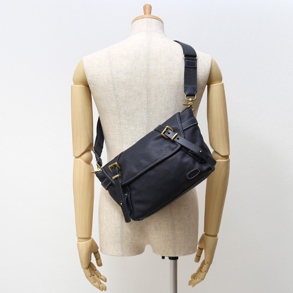 ショルダーバッグ ミニ メンズ レディース 本革 レザー ブルー ネイビー 青色 日本 ブランド かわいい おしゃれ 斜めがけ 軽い 小さめ キャンバス 帆布 fetia(フェティア)