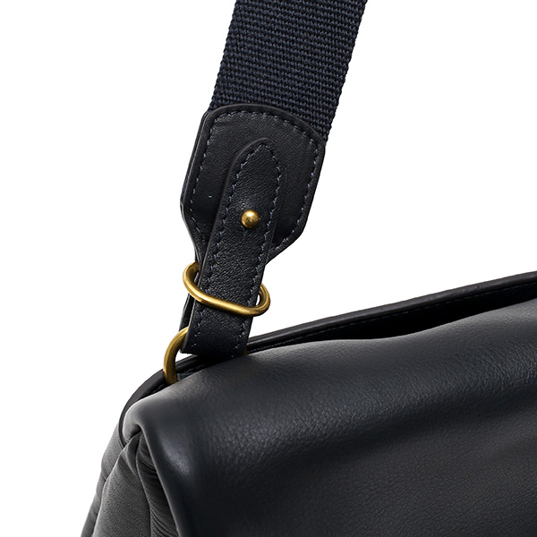  クラッチバッグ 結婚式 メンズ 本革 レザー ブルー ネイビー 青色 A4 セカンドバッグ 大容量 鞄 大きい カバン 手持ち 上品 高級 おしゃれ 大人 キレイめ レディース 2way ショルダーベルト 肩紐 肩ひも ショルダーバッグ fetia(フェティア) ライロアシリーズ(Rairoa Series)