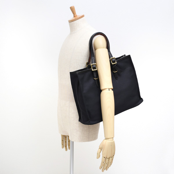  ブリーフケース キャンバス 帆布 メンズ 本革 ブラック 黒 黒色 レディース ビジネスバッグ レザー 日本 ブランド A4 高級 上品 大人 シンプル 上質 軽量 カバン 鞄 布 小ぶり 小さめ 無地 スタイリッシュ fetia(フェティア) ファッティシリーズ(FA'ATI Series)