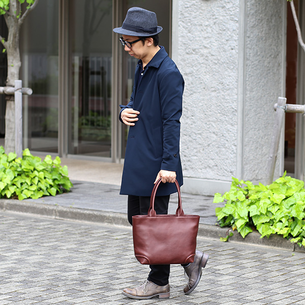  トートバッグ ブランド メンズ レディース 本革 日本製 レッド ワイン 赤色 無地 小さめ ビジネスバッグ 小ぶり 鞄 カバン 高級 シンプル コンパクト オシャレ 通勤 通学 ファイブウッズ(FIVE WOODS) PLATEAU(プラトウ) #39189