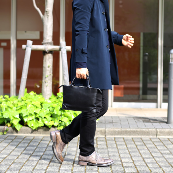  トートバッグ ブランド メンズ レディース 本革 日本製 ブラック 黒 黒色 無地 クラッチバッグ 鞄 カバン 高級 シンプル コンパクト 小ぶり オシャレ 通勤 通学 ファイブウッズ(FIVE WOODS) PLATEAU(プラトウ) #39190