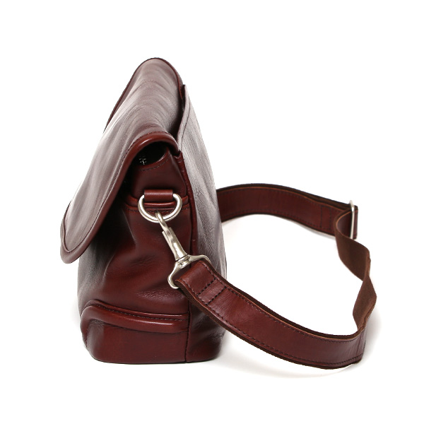 メッセンジャーバッグ メンズ ブランド レザー 日本製 ショルダー バッグ 高級 本革 軽い コンパクト レッド ワイン 赤色 カジュアル 男女兼用 斜め掛け 自転車 通勤 通学 かばん 人気 ファイブウッズ(FIVE WOODS)