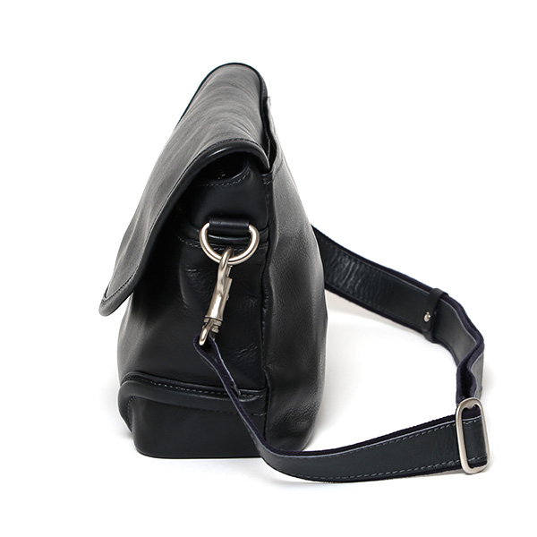 メッセンジャーバッグ メンズ ブランド レザー 日本製 ショルダー バッグ 高級 本革 軽い コンパクト ブルー ネイビー 青色 カジュアル 男女兼用 斜め掛け 自転車 通勤 通学 かばん 人気 ファイブウッズ(FIVE WOODS)