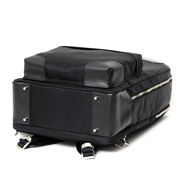  ビジネスリュック バックパック デイパック ナイロン A4 PC収納あり 軽量 ビジネスバッグ 大容量 日本製 ブラック 黒 黒色 通勤 出張 リモンタナイロン リュックサック おしゃれ 鞄 ブランド FIVE WOODS(ファイブウッズ) 39353