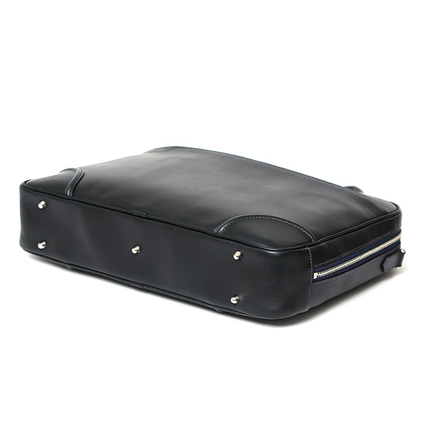 ブリーフケース メンズ 本革 シンプル 軽い ビジネスバッグ レザー ショルダーベルト付き PC収納 ブルー ネイビー 青色 上品 大人 仕事 国産 オシャレ 鞄 通勤 プラトウ(PLATEAU) ファイブウッズ(FIVE WOODS) 39378