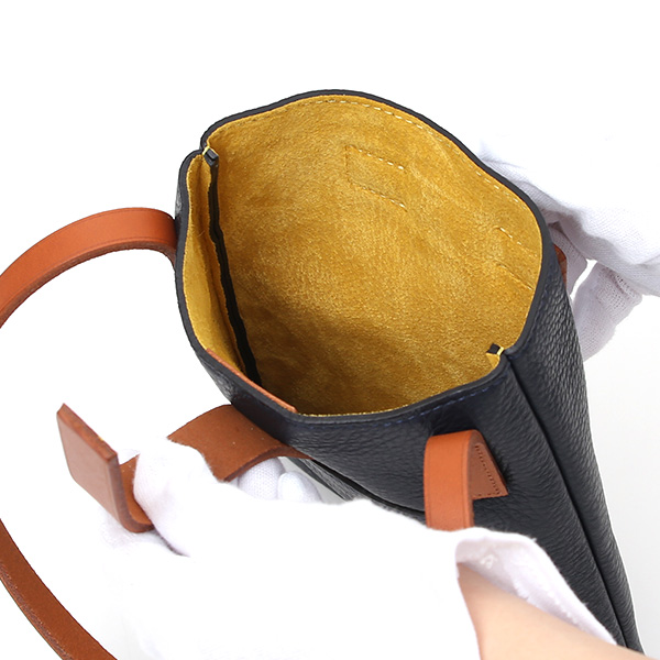 フラソリティ(Flathority) レザー ショルダーバッグ 本革 スマホポーチ メンズ 日本製 ブランド ブルー ネイビー 青色 サコッシュ 斜め掛け 鞄 小さい カバン マストロット社 イタリアンレザー 男性 おしゃれ プレゼント 高級 30代 40代 50代 60代