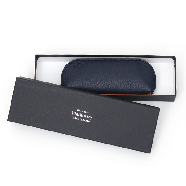  フラソリティ(Flathority) 本革 ペンケース メガネ入れ レザー 日本製 ポーチ 小物入れ ブルー ネイビー 青色 メンズ レディース 筆箱 メガネケース 眼鏡 サングラス 男性 女性 プレゼント 男女兼用 ギフト 高級 ブランド おしゃれ かわいい