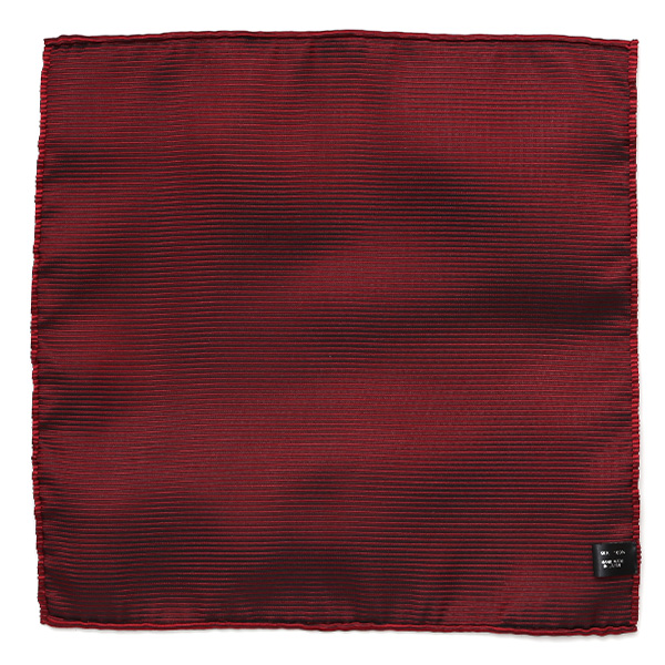  ポケットチーフ 日本製 ハンドロール 手縫い シルク100％ 無地 レッド ワイン 赤色 ポケットスクエア ビジネス 仕事 フォーマル 結婚式 披露宴 パーティー 男性 メンズ 高級 プレゼント ギフト 30代 40代 50代 60代 フランコ スパダ Franco Spada