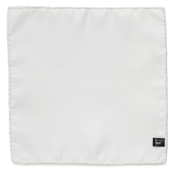  ポケットチーフ 日本製 ハンドロール 手縫い シルク100％ 無地 ホワイト 白色 ポケットスクエア ビジネス 仕事 フォーマル 結婚式 披露宴 パーティー 男性 メンズ 高級 プレゼント ギフト 30代 40代 50代 60代 フランコ スパダ Franco Spada