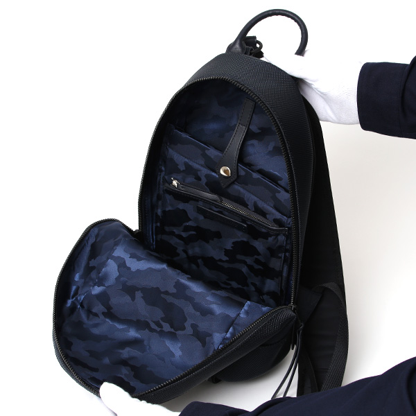  リュック ミリタリー ナイロン メンズ コンパクト 小さめ バックパック ブランド デイパック 撥水 軽量 ブルー ネイビー 青色 カジュアル リュックサック 大人 30代 40代 ギガホールド GGA-2370 ガレリアント(GALLERIANT)