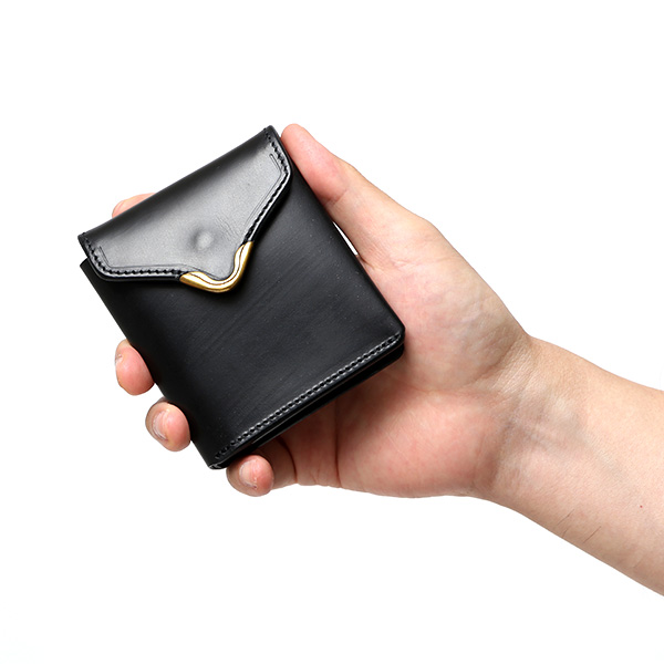  池之端銀革店 UKブライドルレザー ミニ財布 日本製 本革 メンズ 財布 ブラック 黒 黒色 Cramp フロント金具 ギャルソンスリムウォレット 小さい 二つ折り 三つ折り コンパクト 真鍮 小銭入れあり 小型 国産 ブランド 化粧箱あり 男性 プレゼント