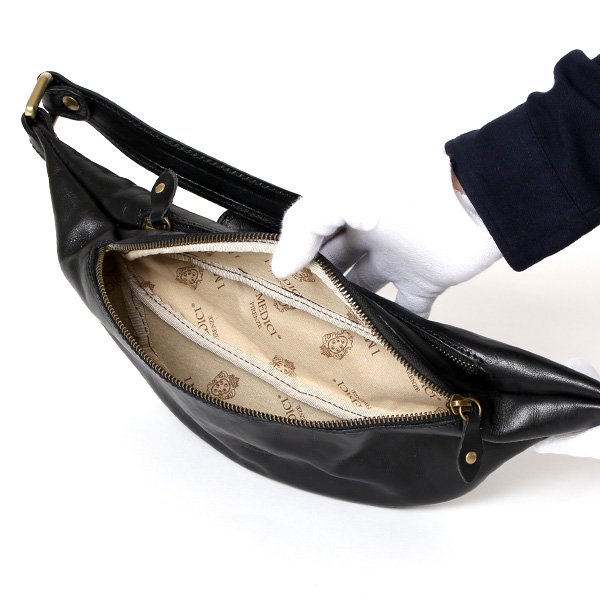 ボディバッグ メンズ 本革 レディース ブランド レザー ファニーパック ショルダーバッグ ブラック 黒 黒色 ウエストポーチ シンプル コンパクト 鞄 多収納 カジュアル キレカジ インポート I MEDICI(イ メディチ)