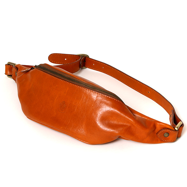 I MEDICI(イ メディチ) レザー ボディバッグ ラージ キャメル