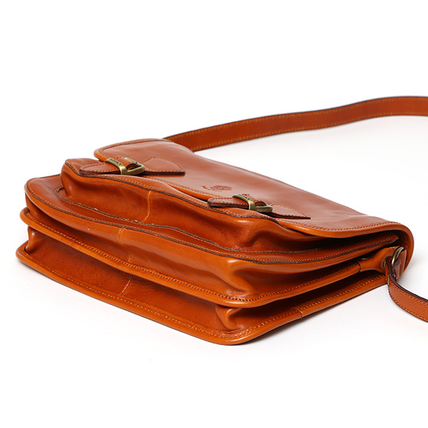 ショルダーバッグ メンズ レディース 本革 小さめ クラシック レザー 斜め掛け バッグ レトロ キャメル ブラウン 茶 茶色 メッセンジャーバッグ おしゃれ プレゼント ギフト イタリア ブランド I MEDICI(イ メディチ) 3525