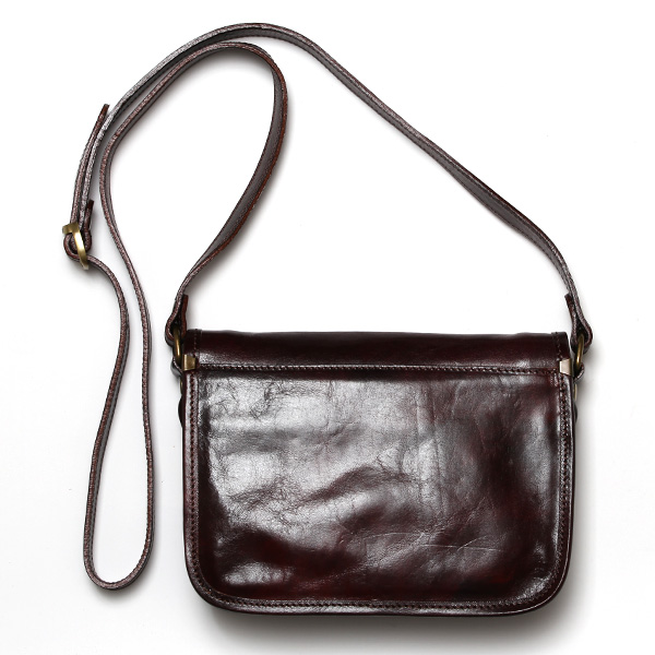 ショルダーバッグ レディース メンズ 本革 斜め掛け 軽い コンパクト 小さめ かわいい 軽量 クラシック ダークブラウン ブラウン 茶 茶色 小ぶり カジュアル レトロ プレゼント おしゃれ ギフト イタリア ブランド I MEDICI(イ メディチ) 3600