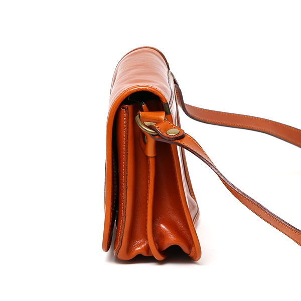 ショルダーバッグ レディース メンズ 本革 斜め掛け 軽い コンパクト 小さめ かわいい 軽量 クラシック キャメル ブラウン 茶 茶色 小ぶり カジュアル レトロ プレゼント おしゃれ ギフト イタリア ブランド I MEDICI(イ メディチ) 3600