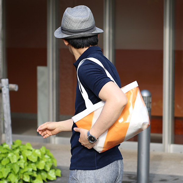 ボーダー トートバッグ ストライプ ブランド 日本製 メンズ レディース 無地 オレンジ 橙色 国産 カバン 鞄 シンプル バッグ おしゃれ 軽量 軽い 通学 ポリウレタン フィルム ショッピング kiruna(キルナ)